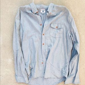 Gray/green long sleeve shirt